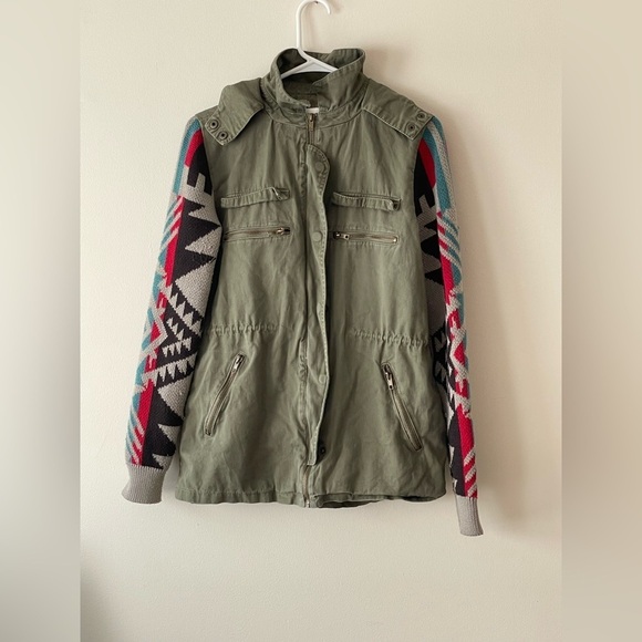 Thread & Supply Hooded Cargo Utility Jacket Aztec Knit Sleeve Green Size M - Picture 8 of 12
